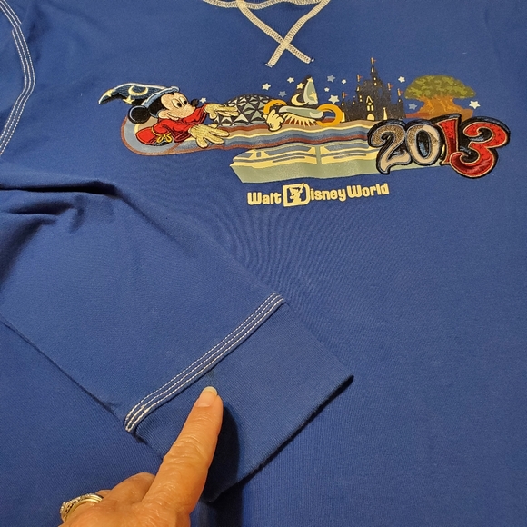 Walt Disney World 2013 Long Sleeve Tee - Picture 11 of 12